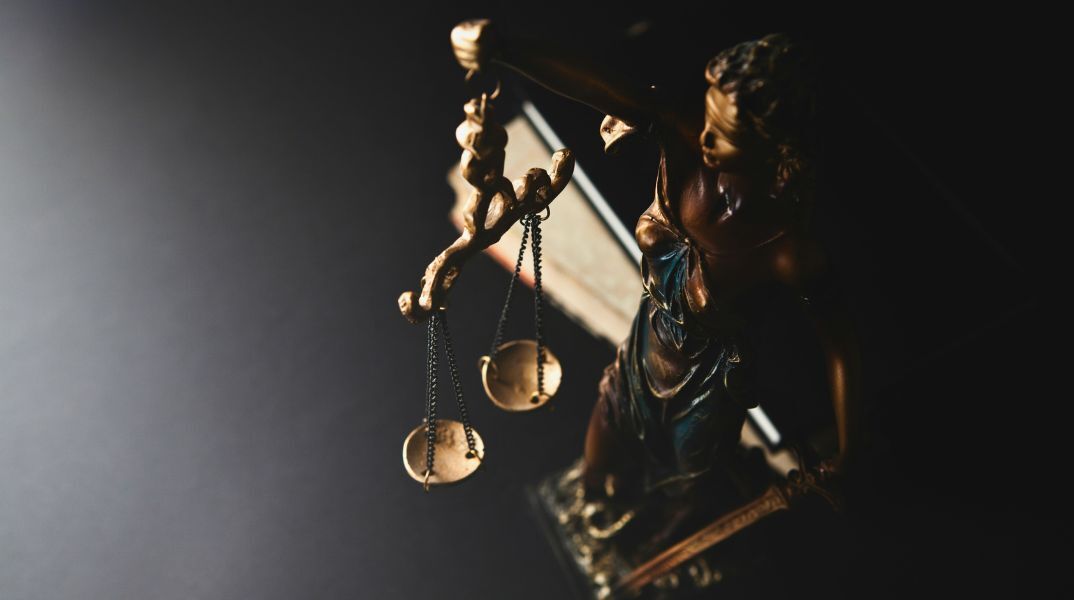 Ανεξάρτητη Δικαιοσύνη à la carte