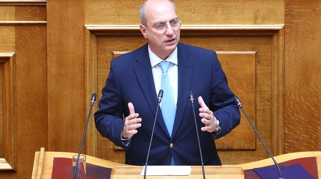 Γιάννης Οικονόμου