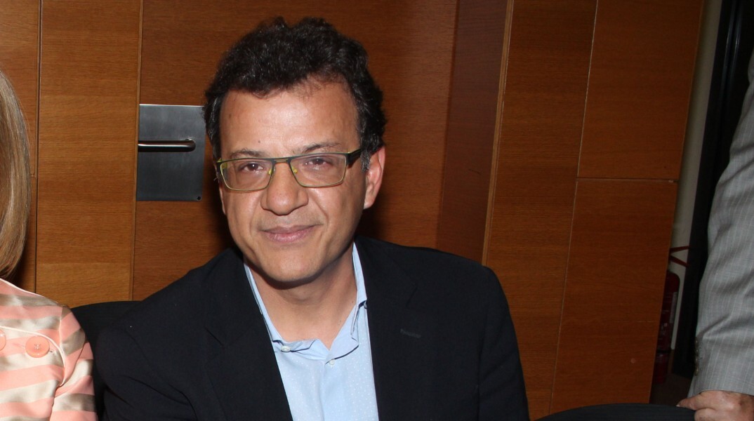 ΣΚΑΪ: Ανακοίνωσε το τέλος της συνεργασίας του με τον Βασίλη Παπαδρόσο