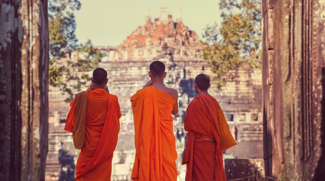 Σρι Λάνκα: 22 βουδιστές μοναχοί συνελήφθησαν στο αεροδρόμιο με 110 κιλά κάνναβης - Τα ναρκωτικά εντοπίστηκαν σε διπλούς πάτους βαλιτσών 