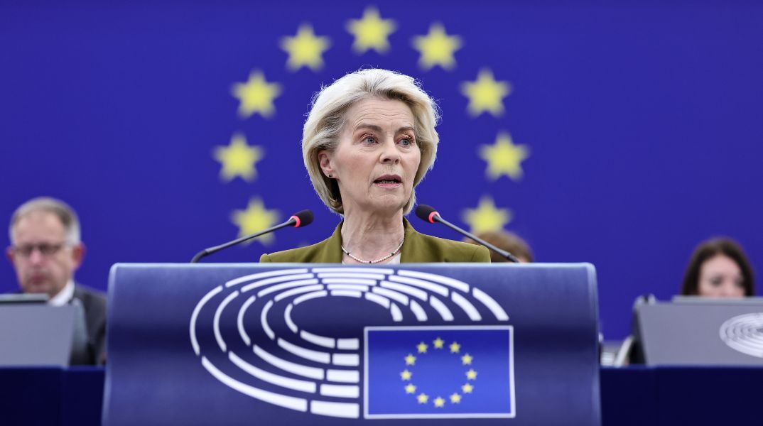 Η Ούρσουλα Φον ντερ Λάιεν παρουσίασε μέτρα για την ενεργειακή κρίση στην ΕΕ, εστιάζοντας στον συντονισμό αποθεμάτων και τη μείωση της ζήτησης μέσω τεχνολογίας.