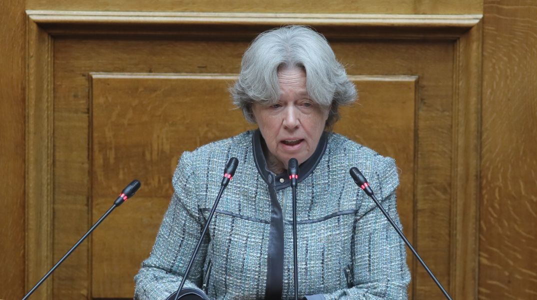 Αθηνά Λινού: Θετική στο ενδεχόμενο ένταξης στο νέο πολιτικό σχήμα του Αλέξη Τσίπρα