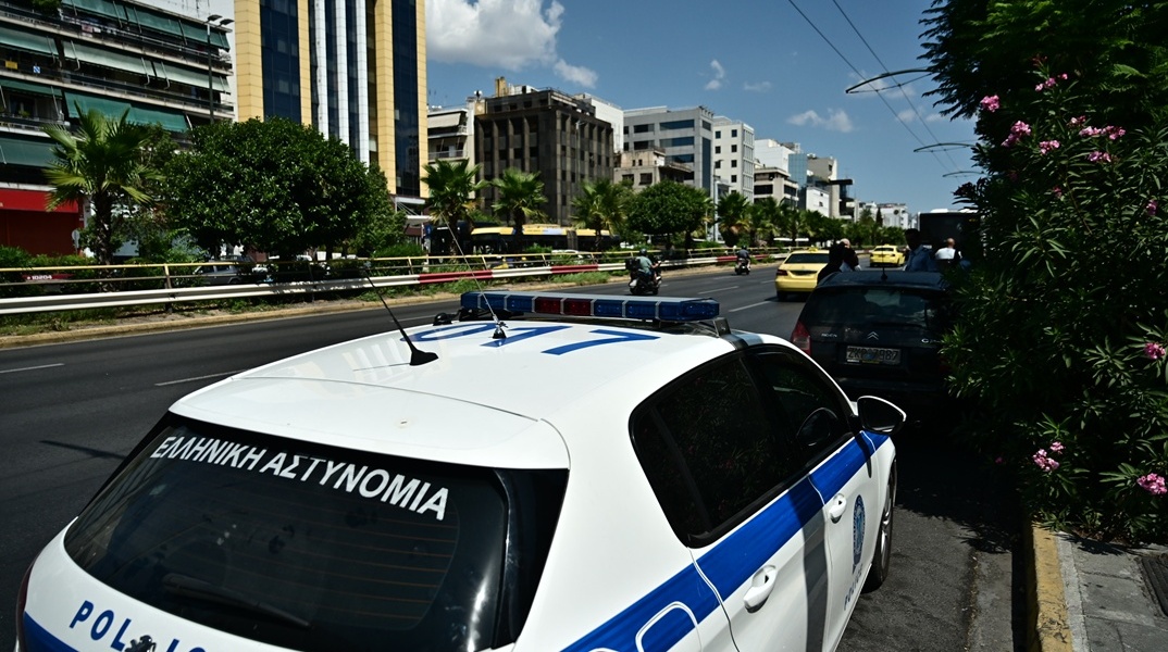 Περιπολικό της ΕΛ.ΑΣ. στη Λεωφόρο Συγγρού