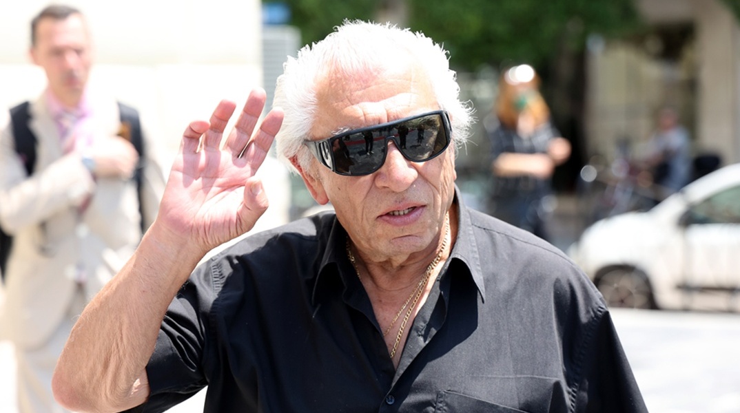Τάσος Μπουγάς 