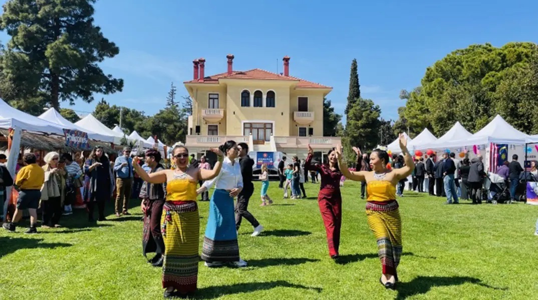 Μπαζάρ για την ενίσχυση των «Φίλων του Παιδιού» από την Ένωση ASEAN Plus