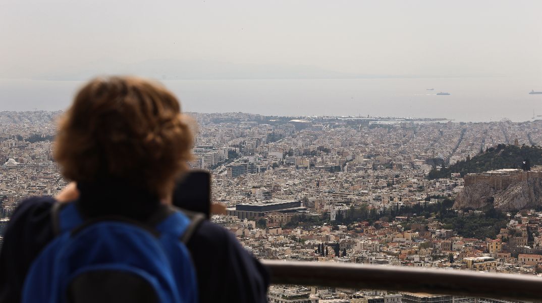 Κολυδάς για αφρικανική σκόνη: Οι περιοχές με τη μεγαλύτερη επιβάρυνση - Τι θα γίνει στην Αττική