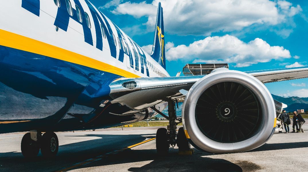 Η Ryanair ανακοίνωσε και επισήμως ότι κλείνει τη βάση της στο αεροδρόμιο Μακεδονία από τον Οκτώβριο