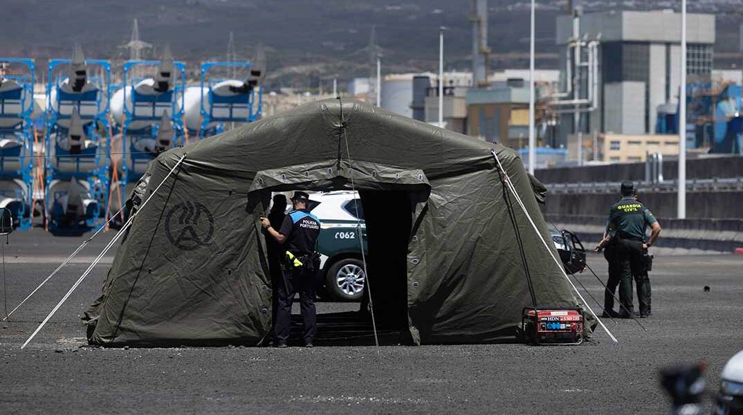 Μέτρα ασφαλείας για τον χανταϊό στην Τενερίφη, καθώς το κρουαζιερόπλοιο MV Hondius έδωσε στο λιμάνι