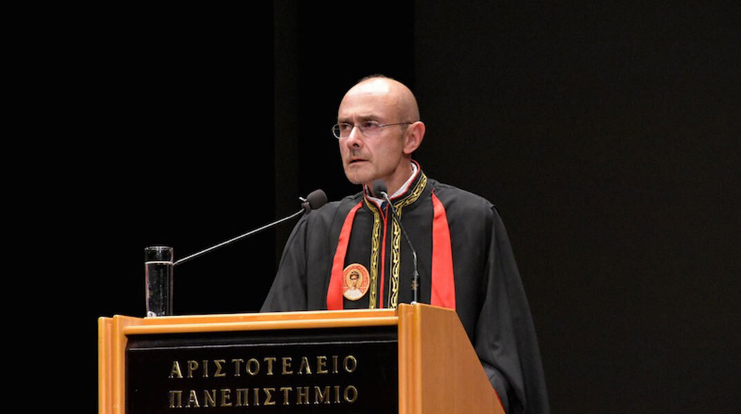 Γιάννης Στεφανίδης