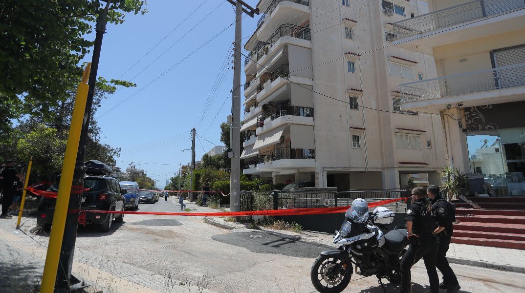 Ηλιούπολη: «Οι 17χρονες ζήτησαν τα κλειδιά της ταράτσας και μέσα σε δευτερόλεπτα ακούστηκε το «"μπαμ"»
