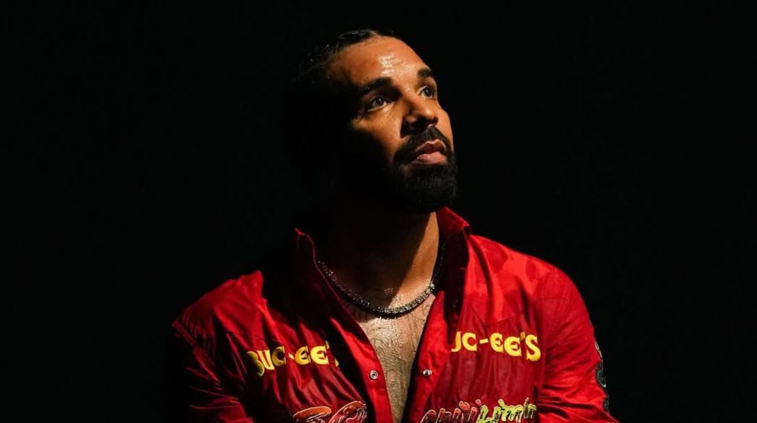 Ο Drake κυκλοφόρησε τρία νέα άλμπουμ - Ο Καναδός σούπερ σταρ της ραπ μουσικής αιφνιδίασε τους θαυμαστές του με 43 νέα τραγούδια και ηχηρές συνεργασίες