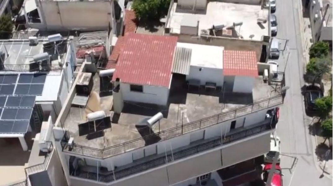 Περιστέρι: «Είχαν γαστρεντερίτιδα» είπε για τις ακαθαρσίες η μητέρα, «δεν ζούμε μόνιμα έτσι» λέει ο πατέρας