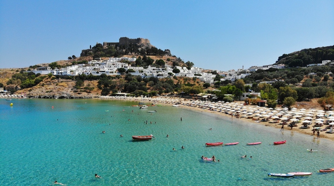 παραλία και άποψη της Λίνδου