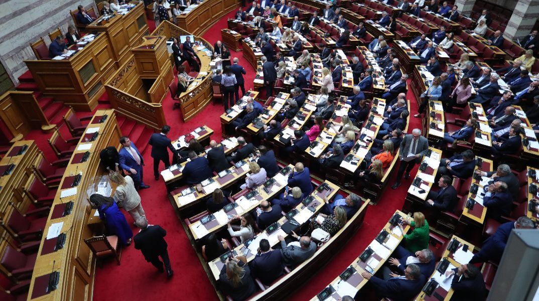 ΟΠΕΚΕΠΕ: Καταψηφίστηκε το αίτημα της αντιπολίτευσης για σύσταση προανακριτικής επιτροπής για Λιβανό, Αραμπατζή