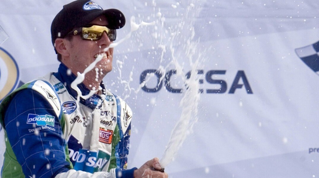Θρήνος στο NASCAR και τον μηχανοκίνητο αθλητισμό: Πέθανε στα 41 του ο Κάιλ Μπους - Λίγες ώρες μετά τη νοσηλεία του