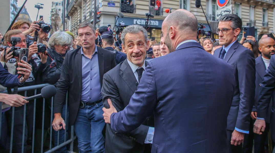 Γαλλία: Ο Νικολά Σαρκοζί και ο κύκλος της διαφθοράς