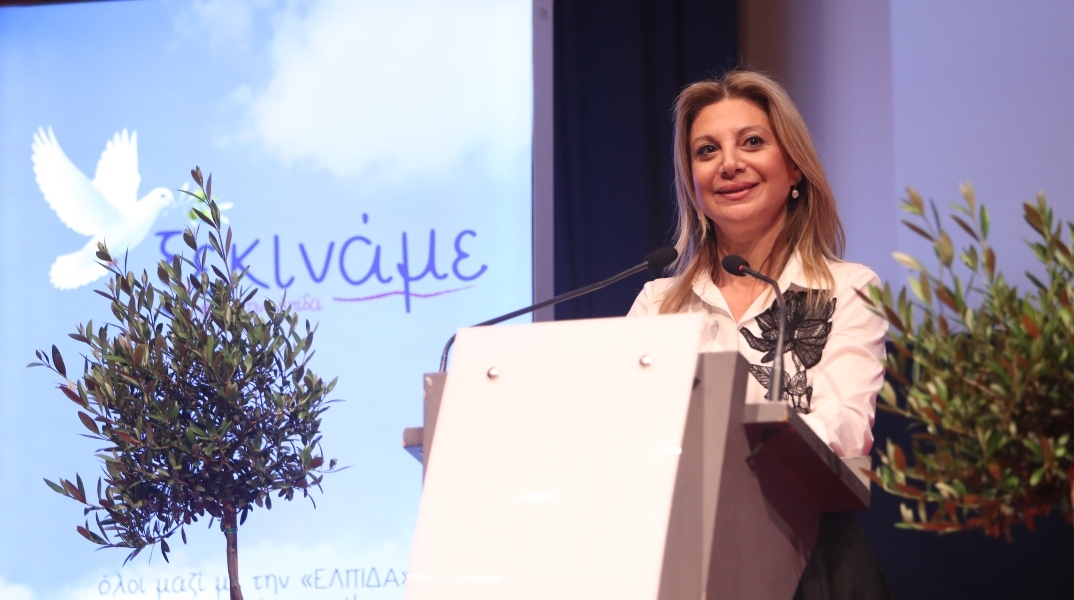 Παρουσίαση του νέου πολιτικού φορέα από την Μαρία Καρυστιανού, σε εκδήλωση στο "Ολύμπιον" στην Θεσσαλονίκη