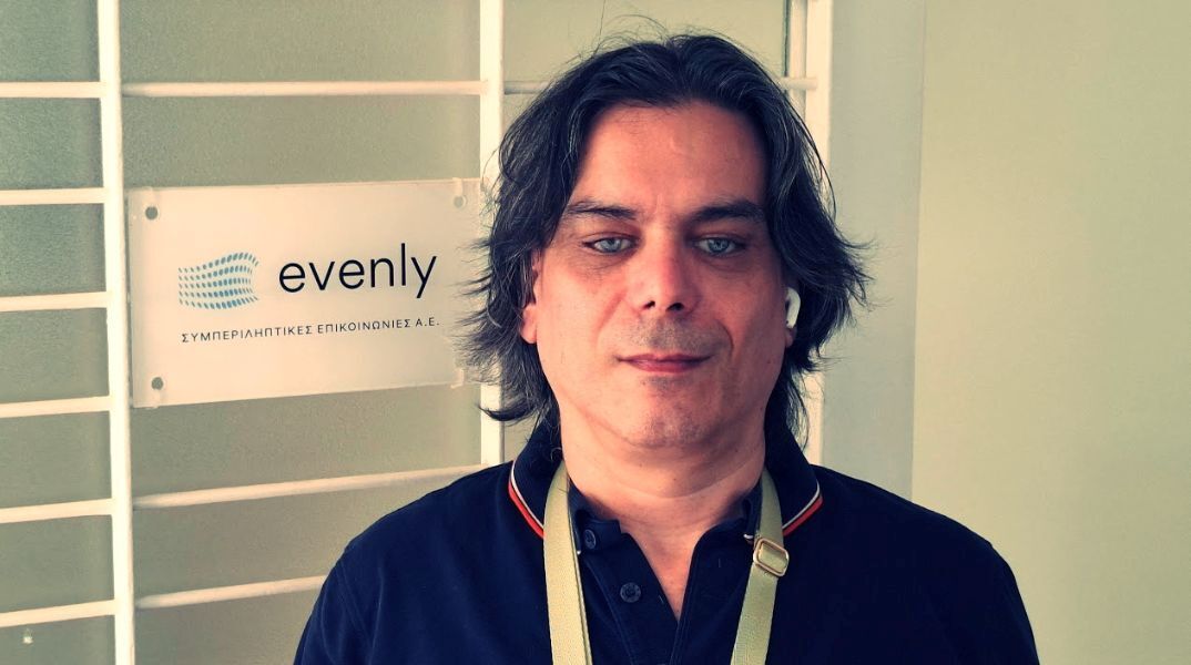 Νίκος Αποστολίδης: Ο τυφλός developer που βρήκε στην AI «άλλου είδους όραση»