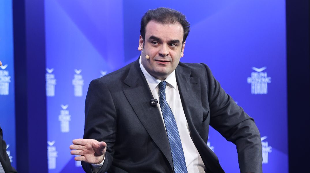 Πιερρακάκης για βενζίνη: Παρακολουθούμε τις τιμές, θα παρέμβουμε αν χρειαστεί