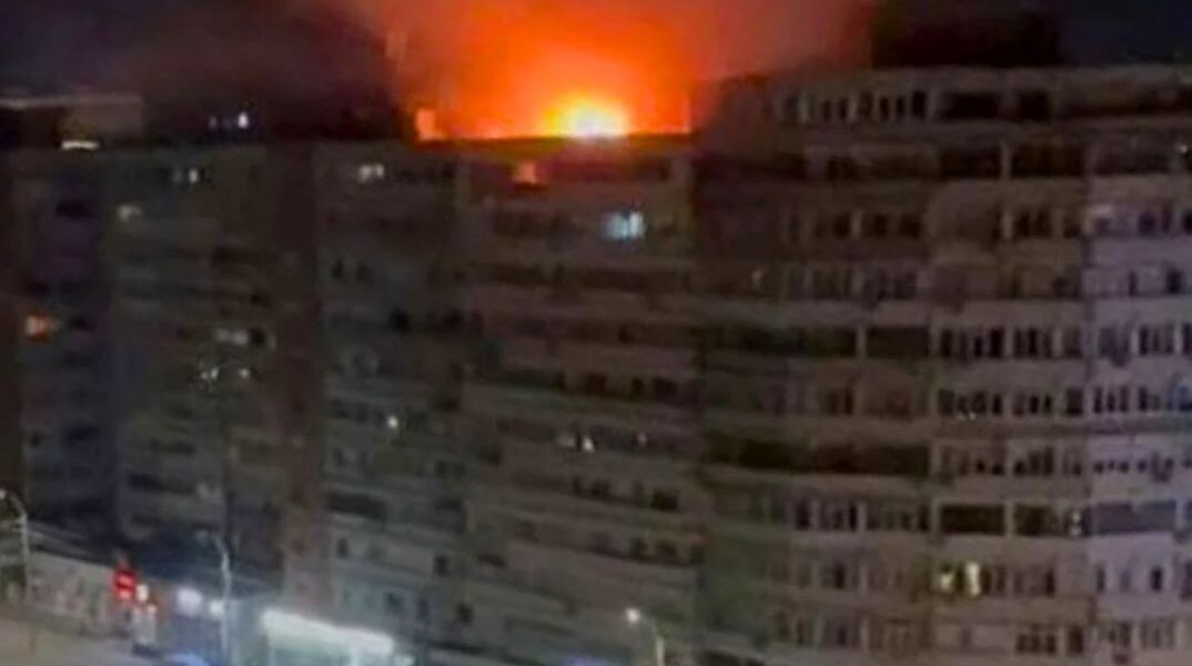 Ρουμανία: «Η ρεσεψιονίστ μου έλεγε να μην ανησυχώ και εκείνη τη στιγμή έπεσε το drone» - Μαρτυρία Έλληνα από το Γκαλάτσι