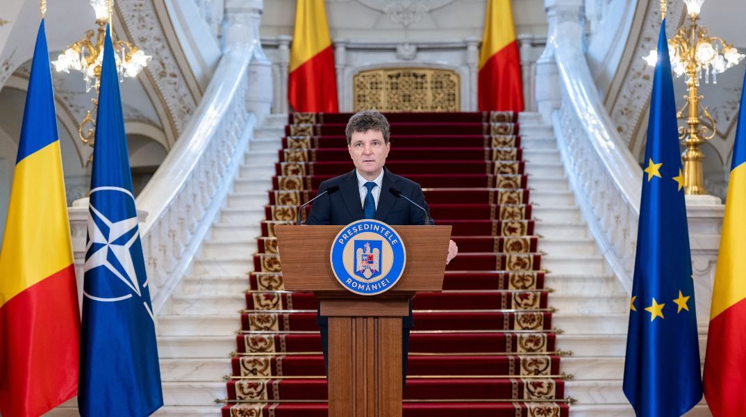 Το ΝΑΤΟ δηλώνει έτοιμο να υπερασπιστεί τα εδάφη του μετά την πτώση ρωσικού drone στη Ρουμανία, η οποία εξετάζει διπλωματικά αντίμετρα και κυρώσεις.