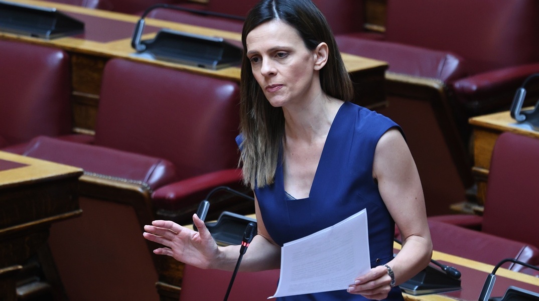 Έφη Αχτσιόγλου