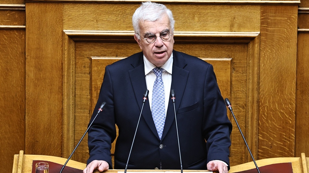 Στράτος Σιμόπουλος
