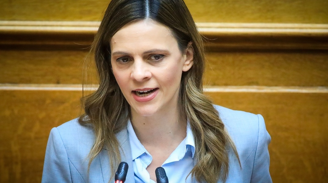 Έφη Αχτσιόγλου