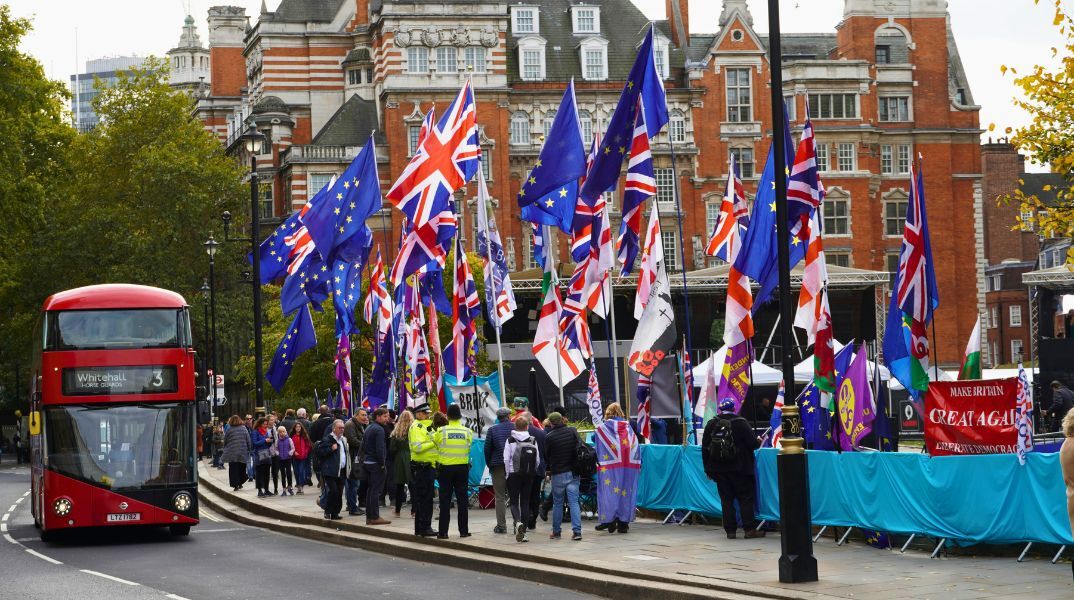 Δέκα χρόνια Brexit: Αναζητώντας την Παγκόσμια Βρετανία