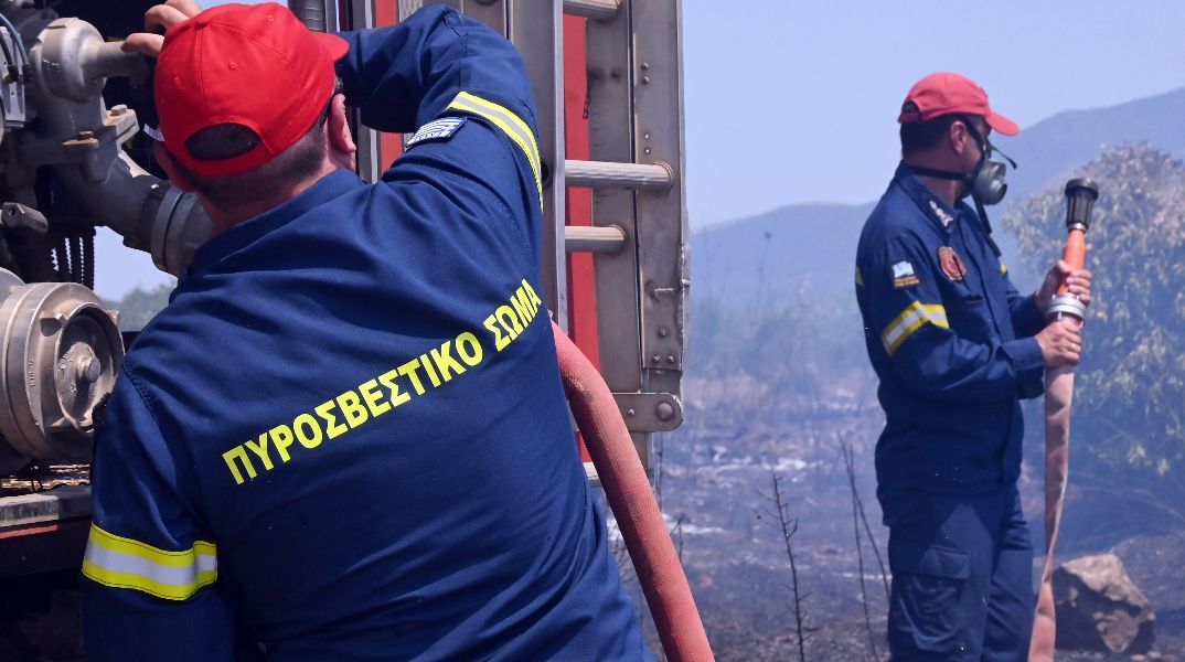 Οριοθετήθηκε η φωτιά στην Κερατέα - Δεν απειλήθηκαν κατοικίες και υποδομές