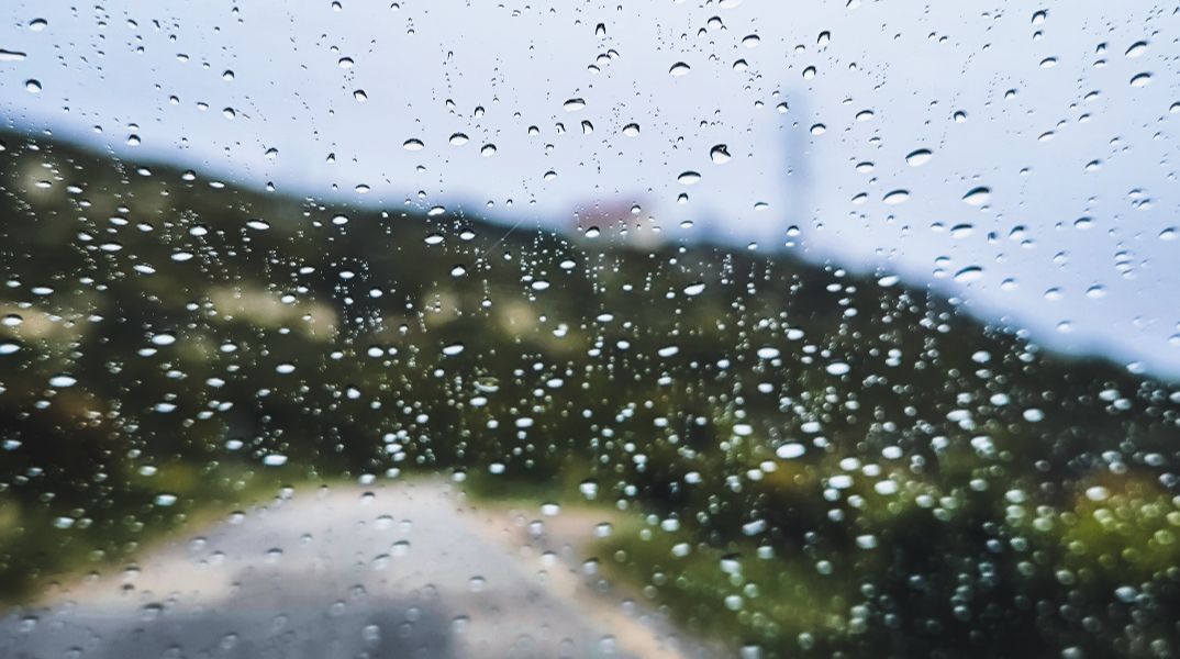 Meteo: Πάνω από 30.000 κεραυνοί στη χώρα - Πού έβρεξε περισσότερο σήμερα