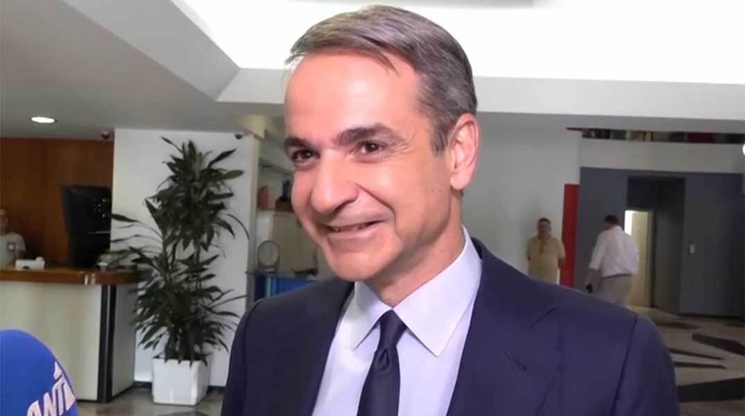 Ο Κυριάκος Μητσοτάκης απάντησε για τον γάμο του υιού, Κωνσταντίνου, με τη Μαρία Σάκκαρη
