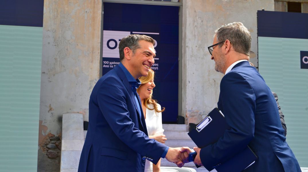 Είναι ο Τσίπρας νέος Σημίτης;
