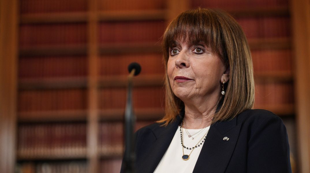 Η Κατερίνα Σακελλαροπούλου εξηγεί γιατί η αναθεώρηση του Συντάγματος για την επιλογή δικαστικής ηγεσίας ενέχει σοβαρούς κινδύνους.