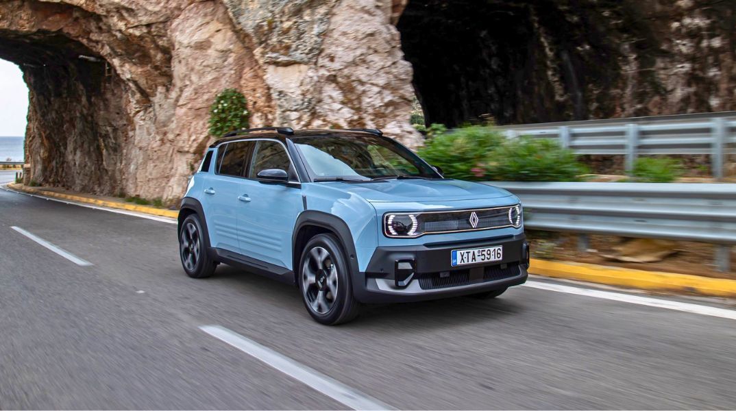 Οδηγήσαμε το Renault 4 E-TECH Electric το νέο voiture à vivre και το απολαύσαμε δεόντως