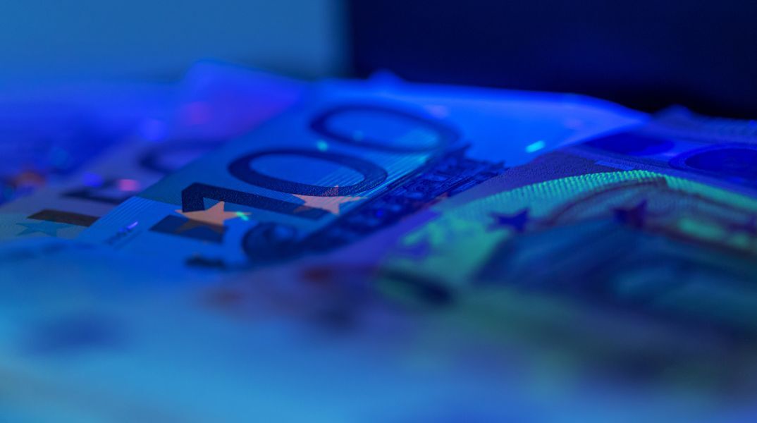 Στα 3,6 δισ. ευρώ ανήλθε το πρωτογενές πλεόνασμα το πεντάμηνο του 2026, ξεπερνώντας τον στόχο, με «καθαρή» άνοδο και στα έσοδα από φόρους.