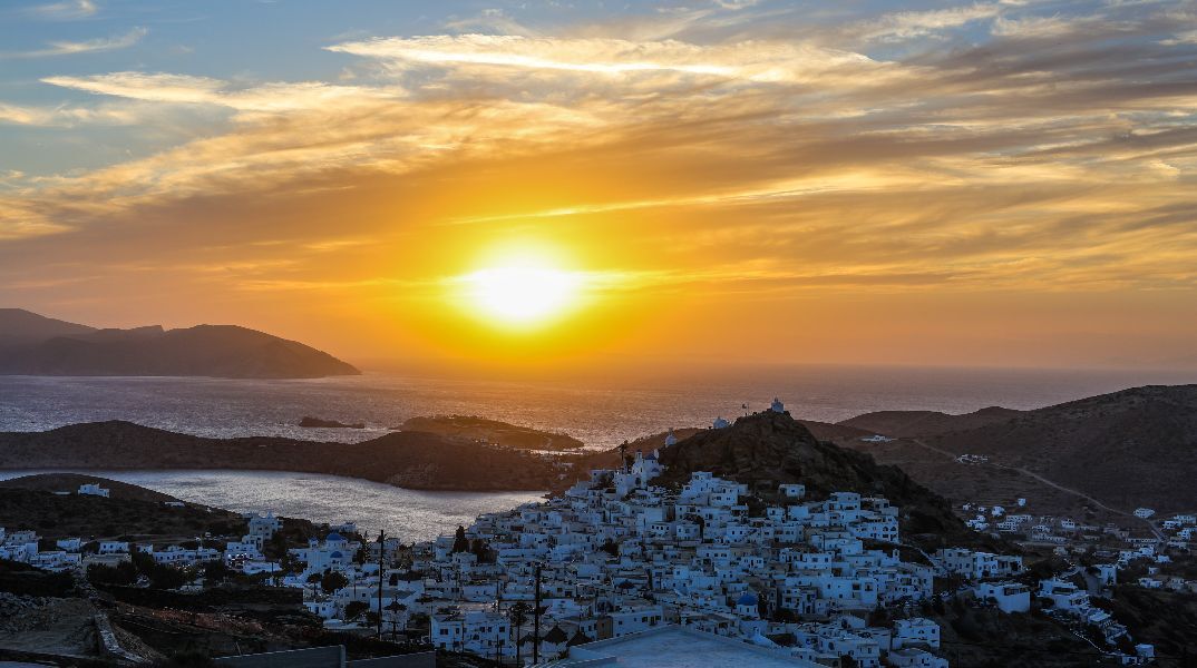 Τη νέα ταυτότητα της Ίου «αποκαλύπτει» η βρετανική εφημερίδα The Times​​​​​​​