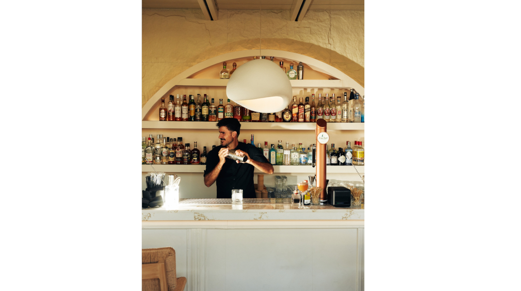 phos-bar-athens
