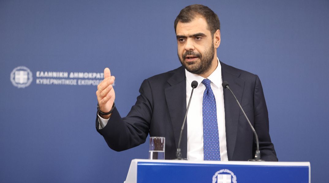  Μαρινάκης: Η αντιπολίτευση συνεχίζει στον δρόμο που χάραξε η Ελλάδα του '80, τάζει λεφτά που δεν υπάρχουν