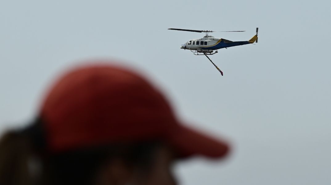 Δασική φωτιά εκδηλώθηκε το πρωί στη Σκαλωσιά Κορινθίας - Κινητοποιήθηκαν 47 πυροσβέστες, 2 ομάδες πεζοπόρων, 14 οχήματα, ελικόπτερο και εθελοντές.