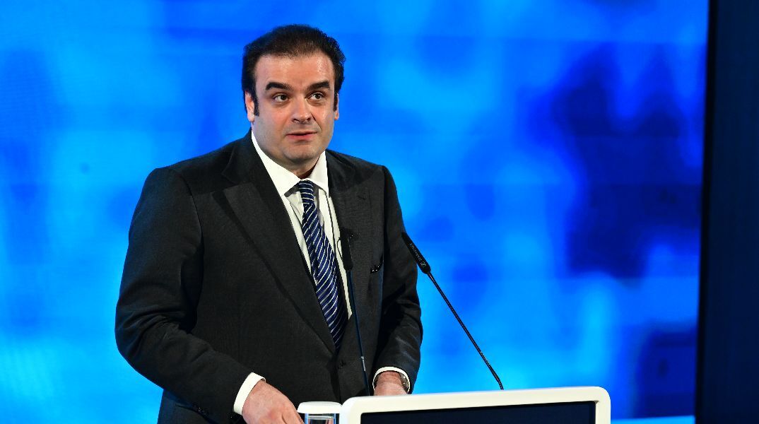 Πιερρακάκης: Ο δανειολήπτης που θα πλήρωνε 74.852 ευρώ σε τόκους, θα καταβάλει μόλις 411 ευρώ