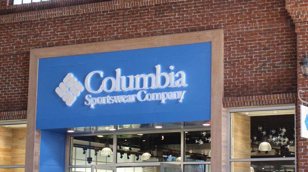 Η Columbia έβαλε την άκρη του κόσμου ως διαφήμιση και κέρδισε Grand Prix