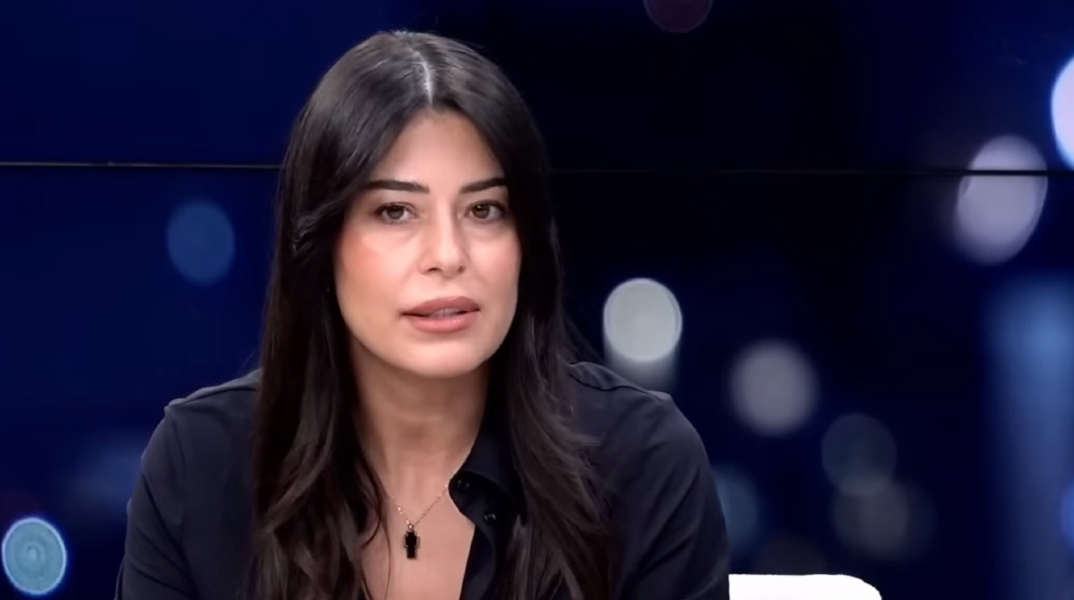 Η Αφροδίτη Λατινοπούλου επιρρίπτει ευθύνες στην κυβέρνηση μετά τις επιθέσεις στη Θεσσαλονίκη - Κάνει λόγο για διαχρονική ανοχή στη βία.