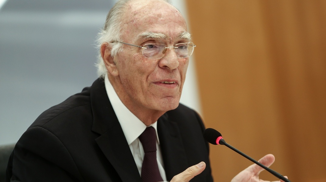 Βασίλης Λεβέντης