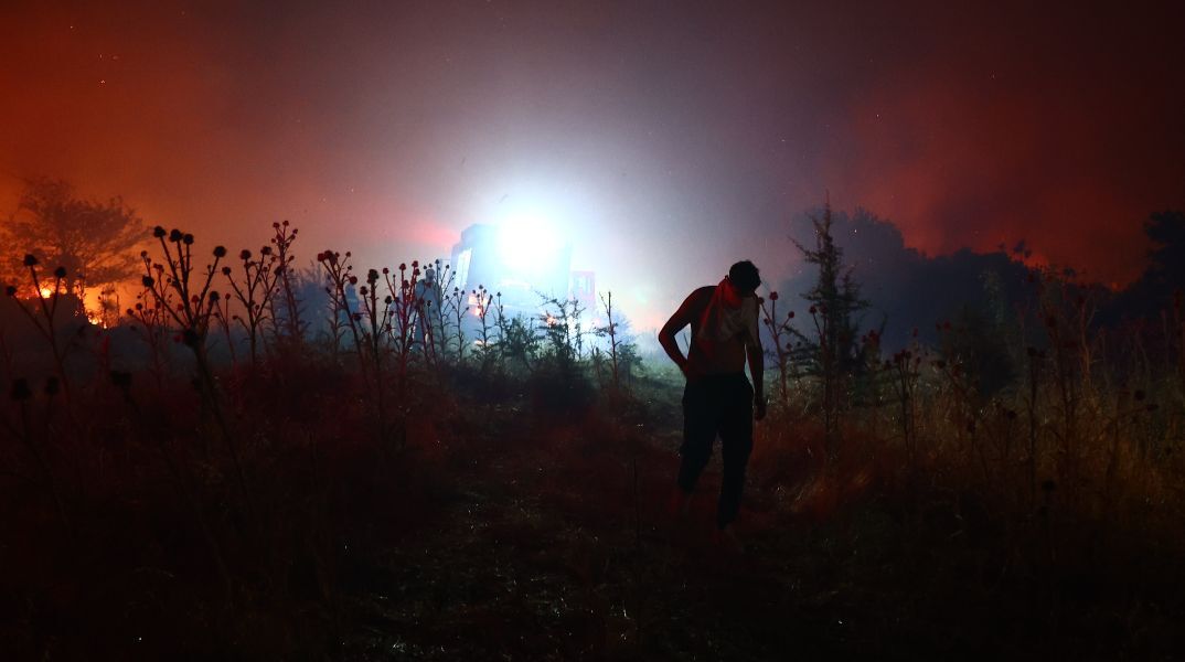 Φωτιά στο Ωραιόκαστρο: Εκκενώνεται προληπτικά το Ίδρυμα Χρόνιων Παθήσεων «Άγιος Παντελεήμονας»