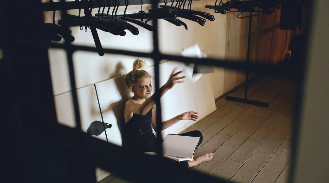 Από το Bobo Doll στη νεανική επιθετικότητα: μιμούνται οι νέοι τους ενηλίκους;