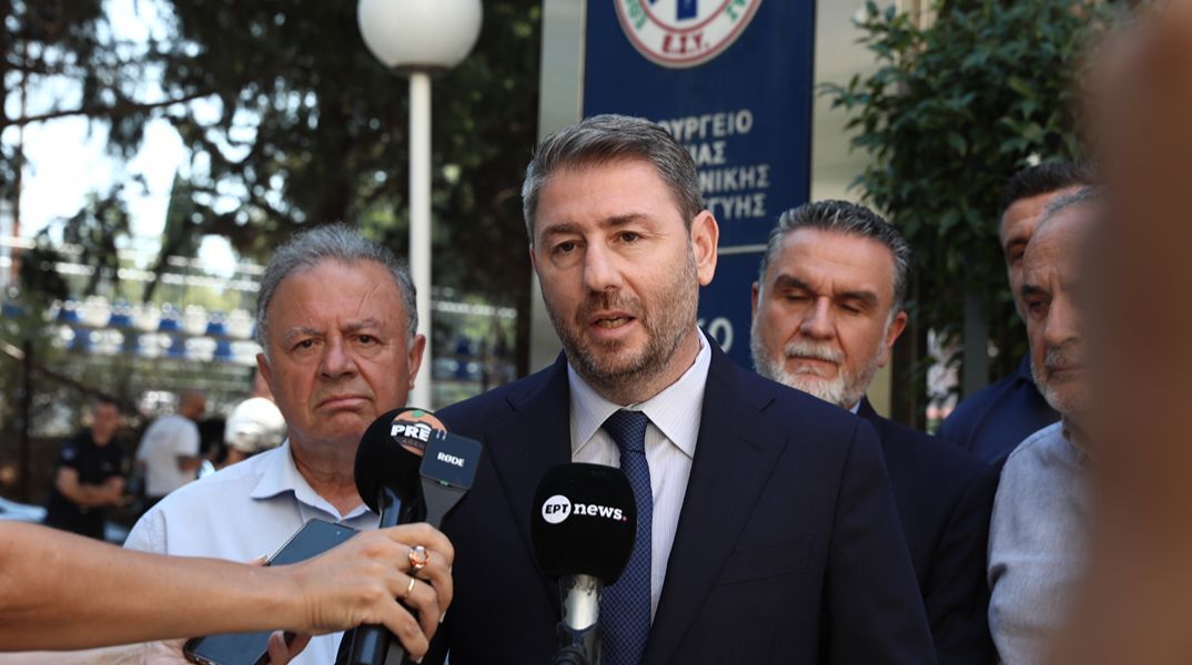 Ανδρουλάκης: «Δεν θα επιτρέψουμε το υπουργείο Υγείας να μετατραπεί σε υπουργείο προπαγάνδας του Γεωργιάδη»