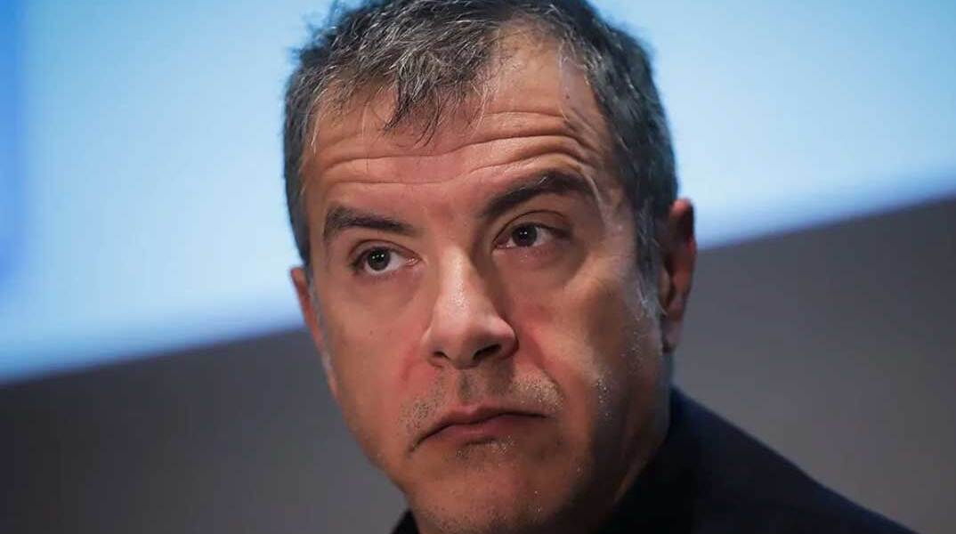 Σταύρος Θεοδωράκης