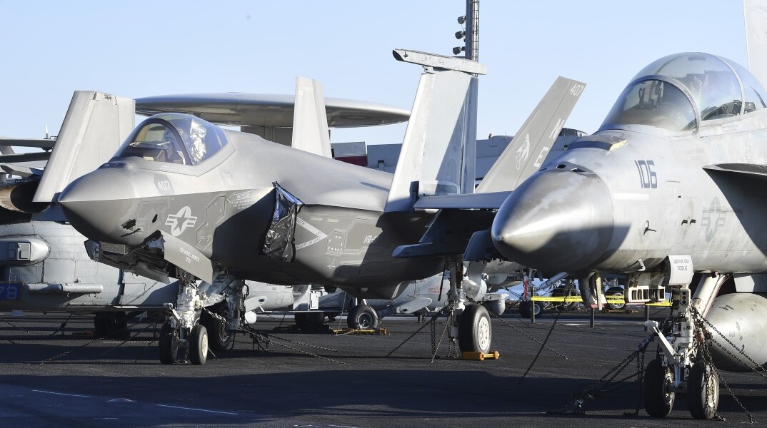 Μαχητικά F-35 σε αεροπλανοφόρο των ΗΠΑ