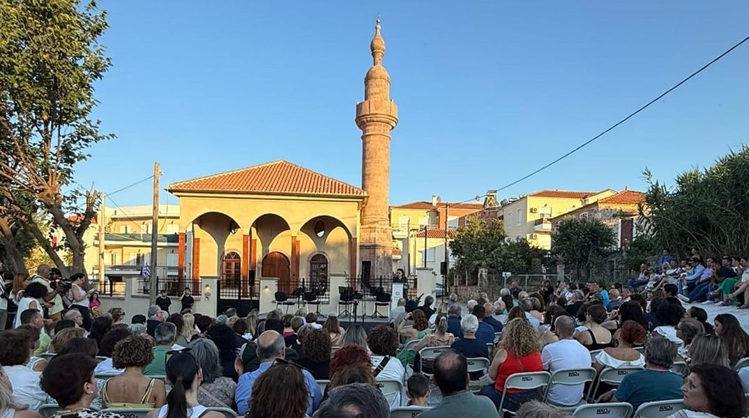 Εγκαίνια τεμένους Μπαλίζαντε  Χασάν Μπέη 